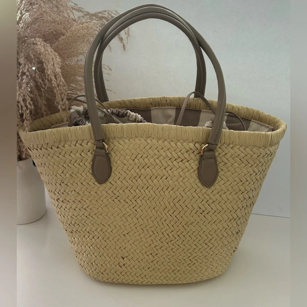 On 34th Isabellaa Straw Medium Drawstring Tote NWT_5